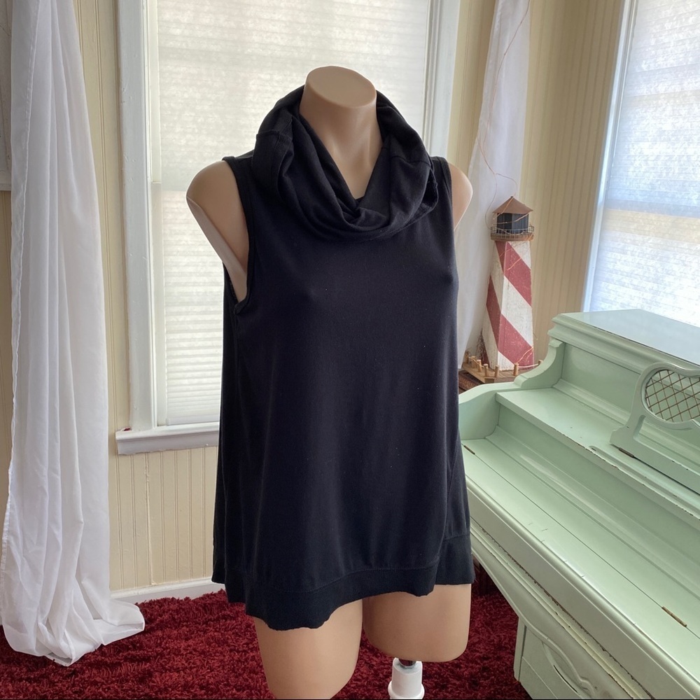 Articles Of Society Black Sleeveless Cowl Neck Top sz Medium